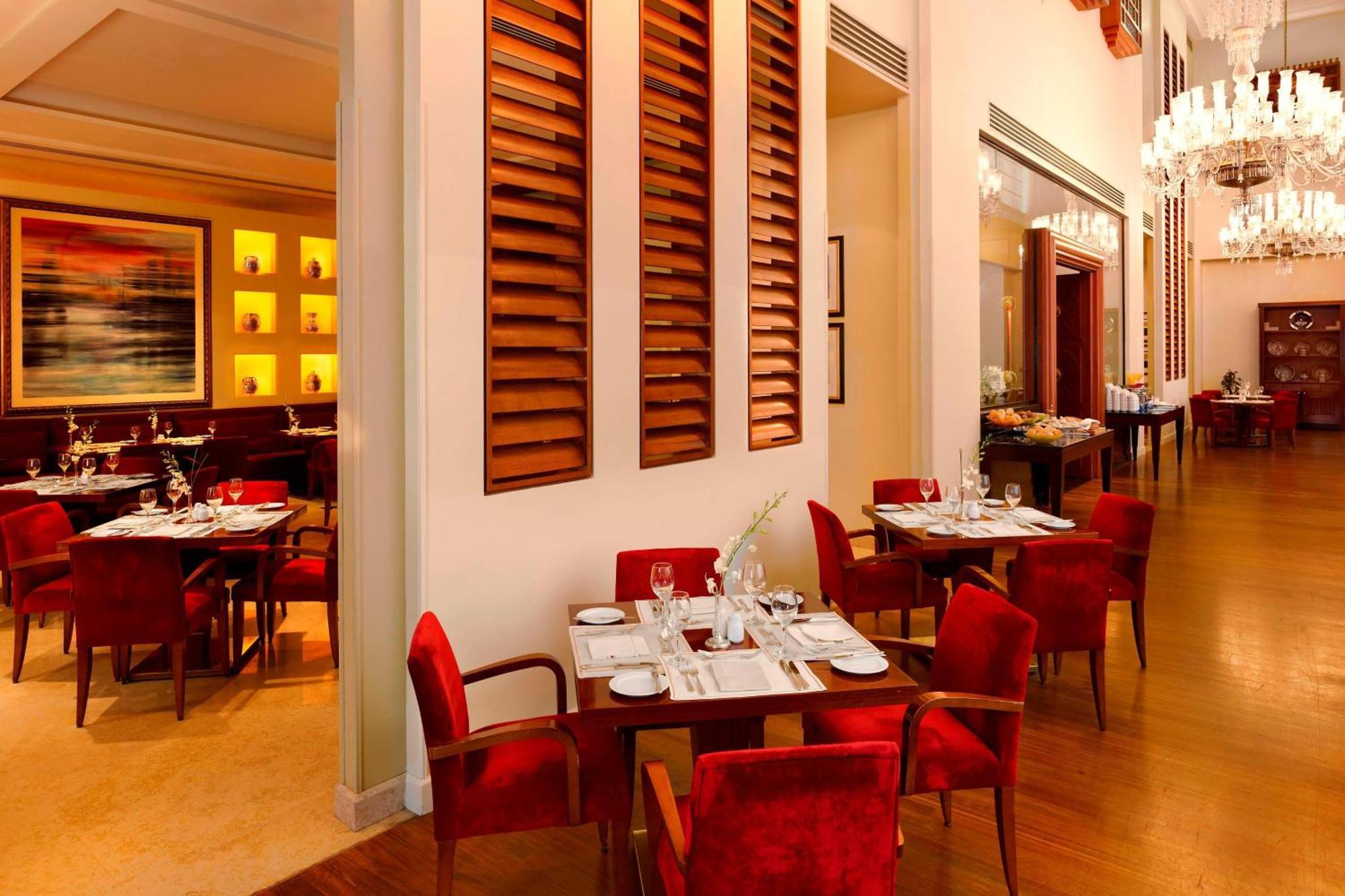Le Meridien Al Khobar Exteriör bild The restaurant